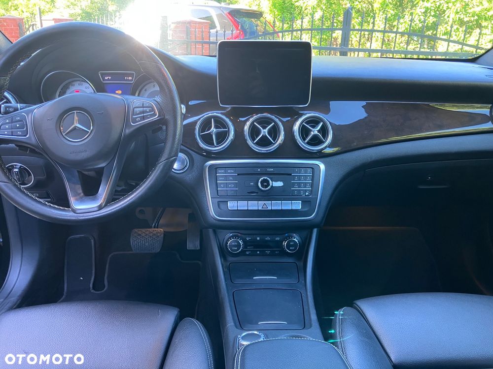 Mercedes-Benz GLA 250 4-Matic Style - 9