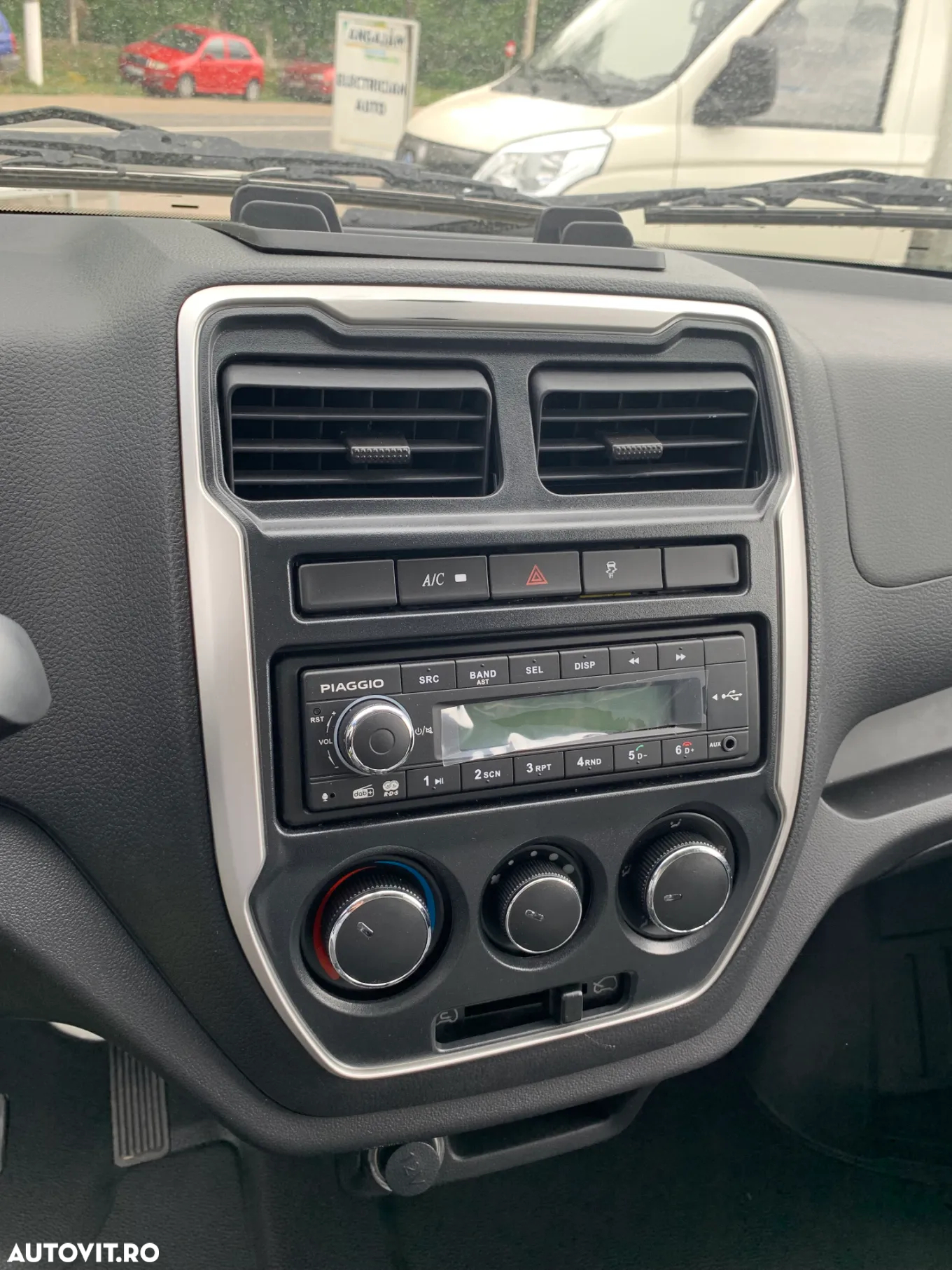 Piaggio NP6 Box cu temperatura controlata - refrigerare - 13