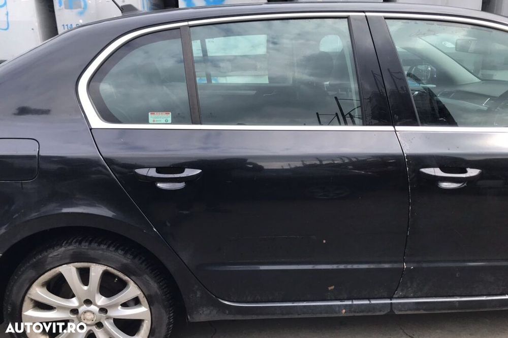 USA DREAPTA SPATE SKODA SUPERB 2009-2013 - 1