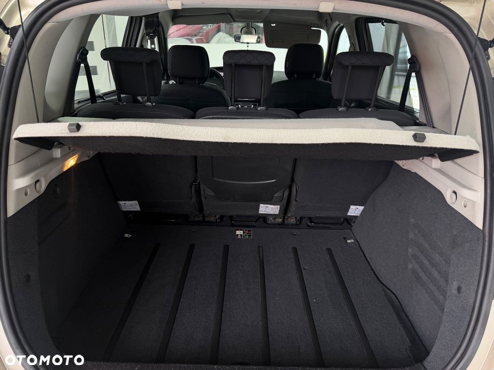 Renault Scenic - 9