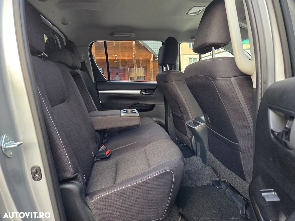 Toyota Hilux 4x4 Double Cab MHEV Autm. Executive - 10
