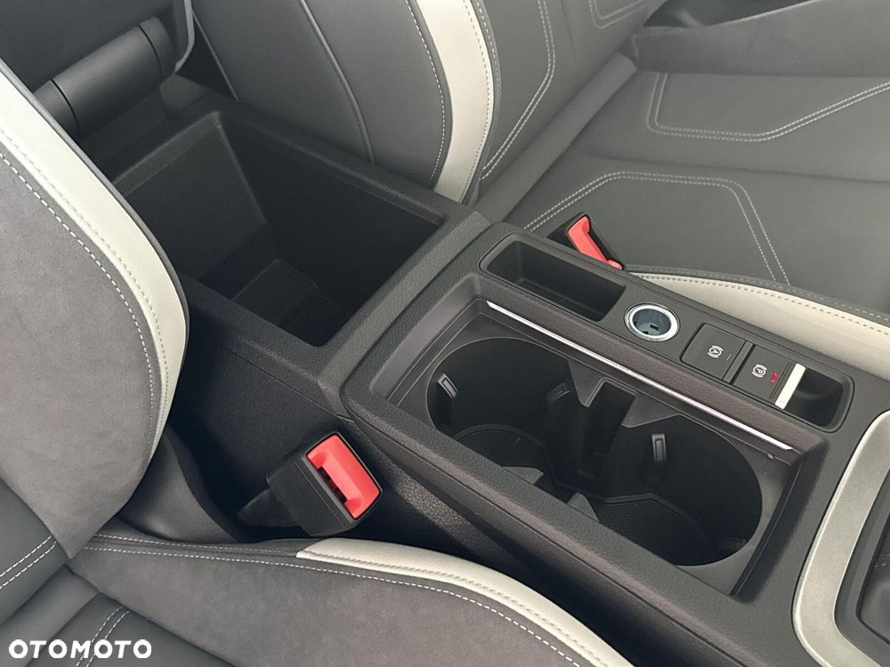 Audi Q3 Sportback - 28