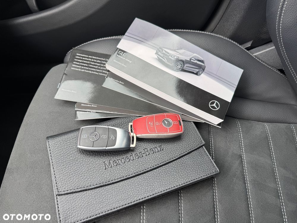 Mercedes-Benz GLC 200 d 4Matic 9G-TRONIC AMG Line - 34