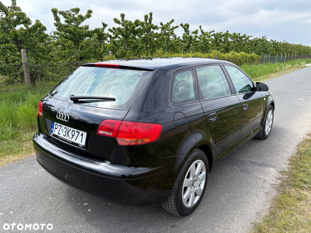 Audi A3 Sportback 2.0 TDI Ambiente - 6