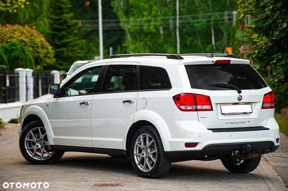 Fiat Freemont 2.0 Multijet 16V DPF Automatik Allrad Cross - 16