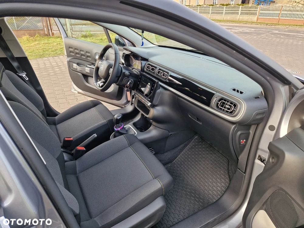 Citroën C3 1.2 PureTech Shine - 32