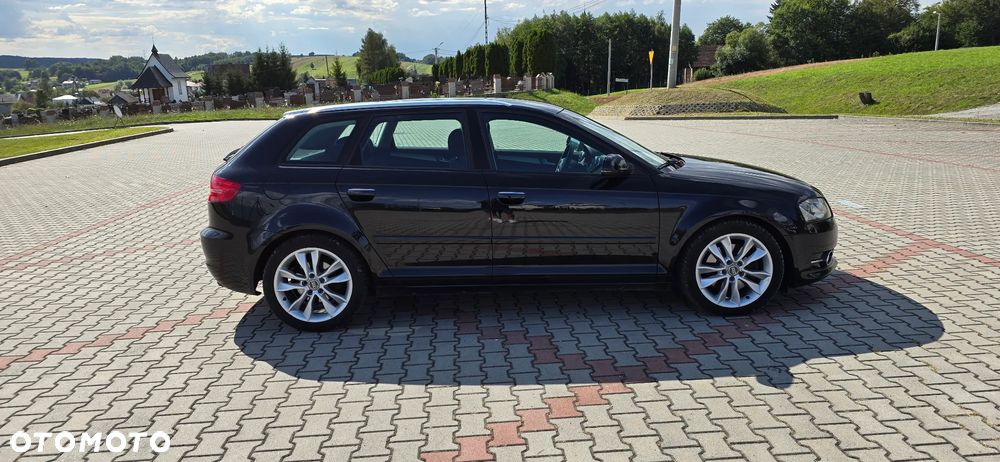Audi A3 Sportback 2.0 TDI DPF Ambition - 4