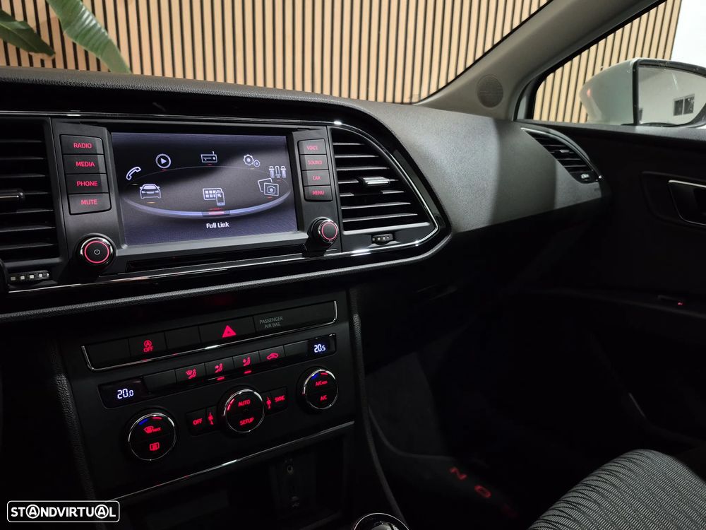 SEAT Leon 1.6 TDI Style Ecomotive - 25