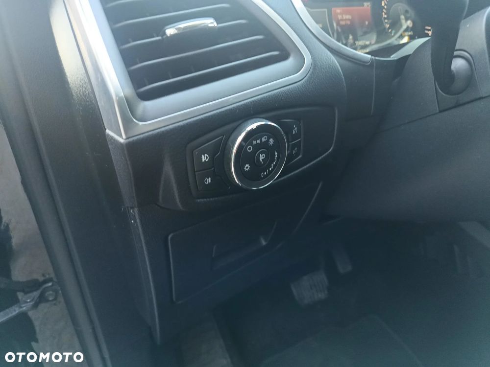 Ford S-Max 2.0 TDCi Titanium PowerShift - 24