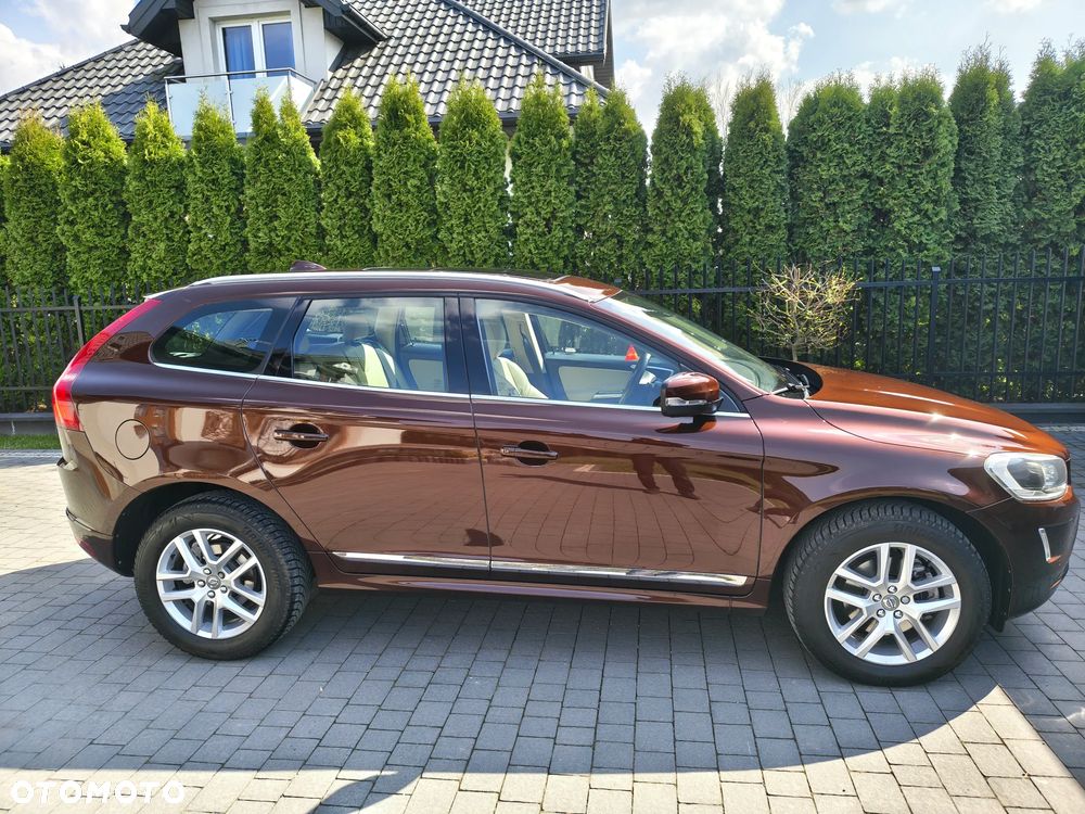 Volvo XC 60 D4 AWD Summum - 2