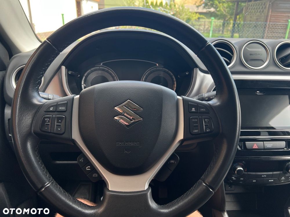 Suzuki Vitara 1.4 Boosterjet SHVS Premium 4WD - 18