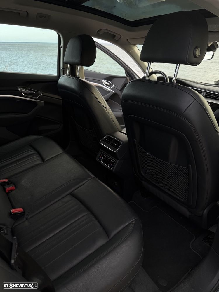 Audi e-tron 50 quattro Advanced - 11