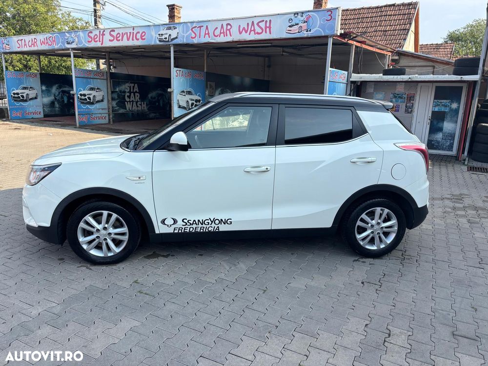 SsangYong Tivoli e-XDi 160 2WD Black+White - 2