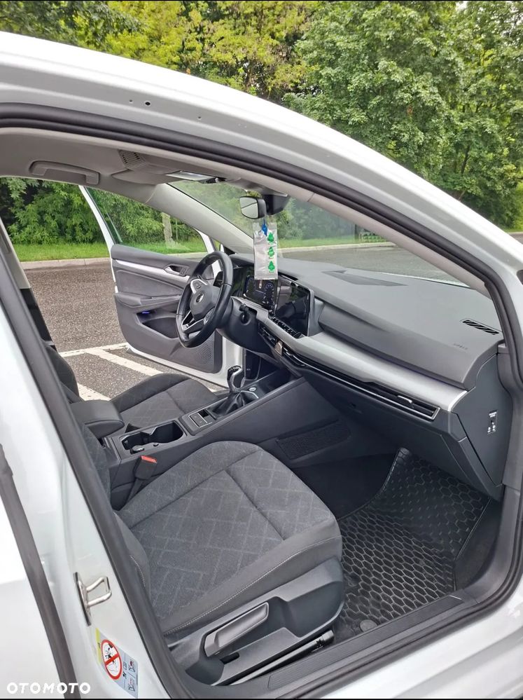 Volkswagen Golf - 16