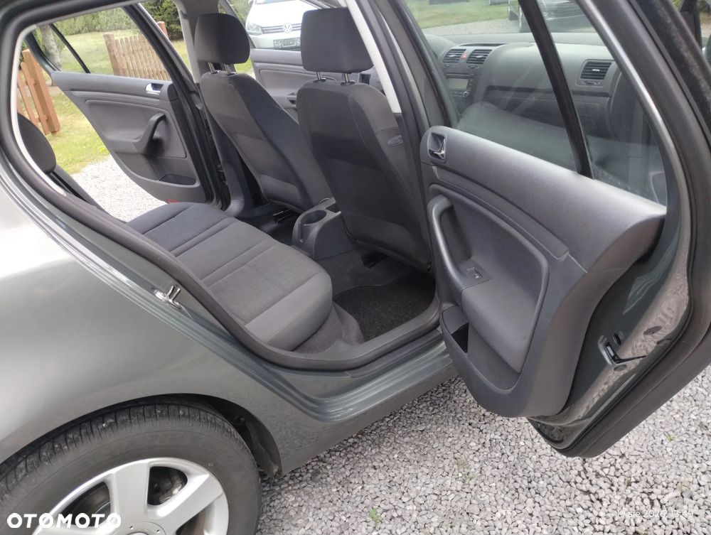 Volkswagen Golf 1.6 Trendline - 26