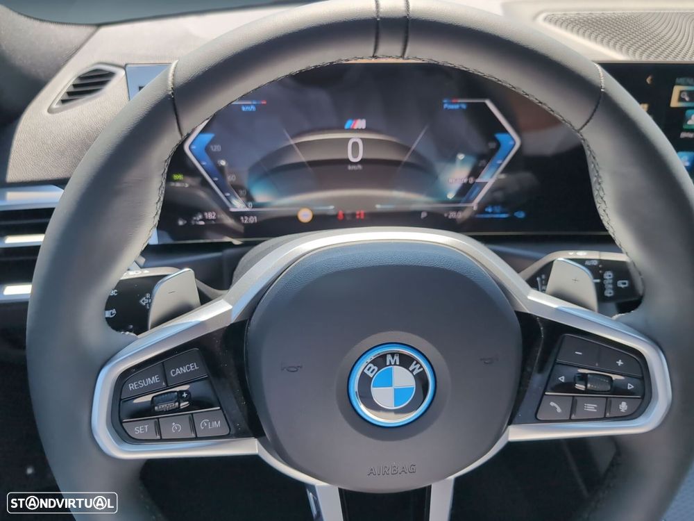BMW 330 e Touring Pack Desportivo M Pro Auto - 20