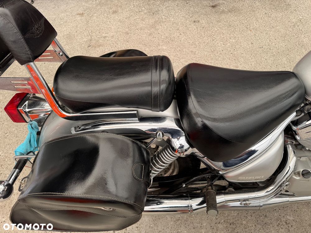 Suzuki Intruder - 9