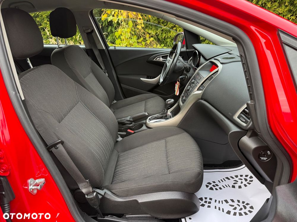 Opel Astra 1.6 Turbo Automatik Color Edition - 8