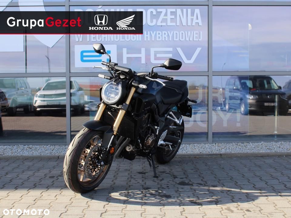 Honda CB - 3