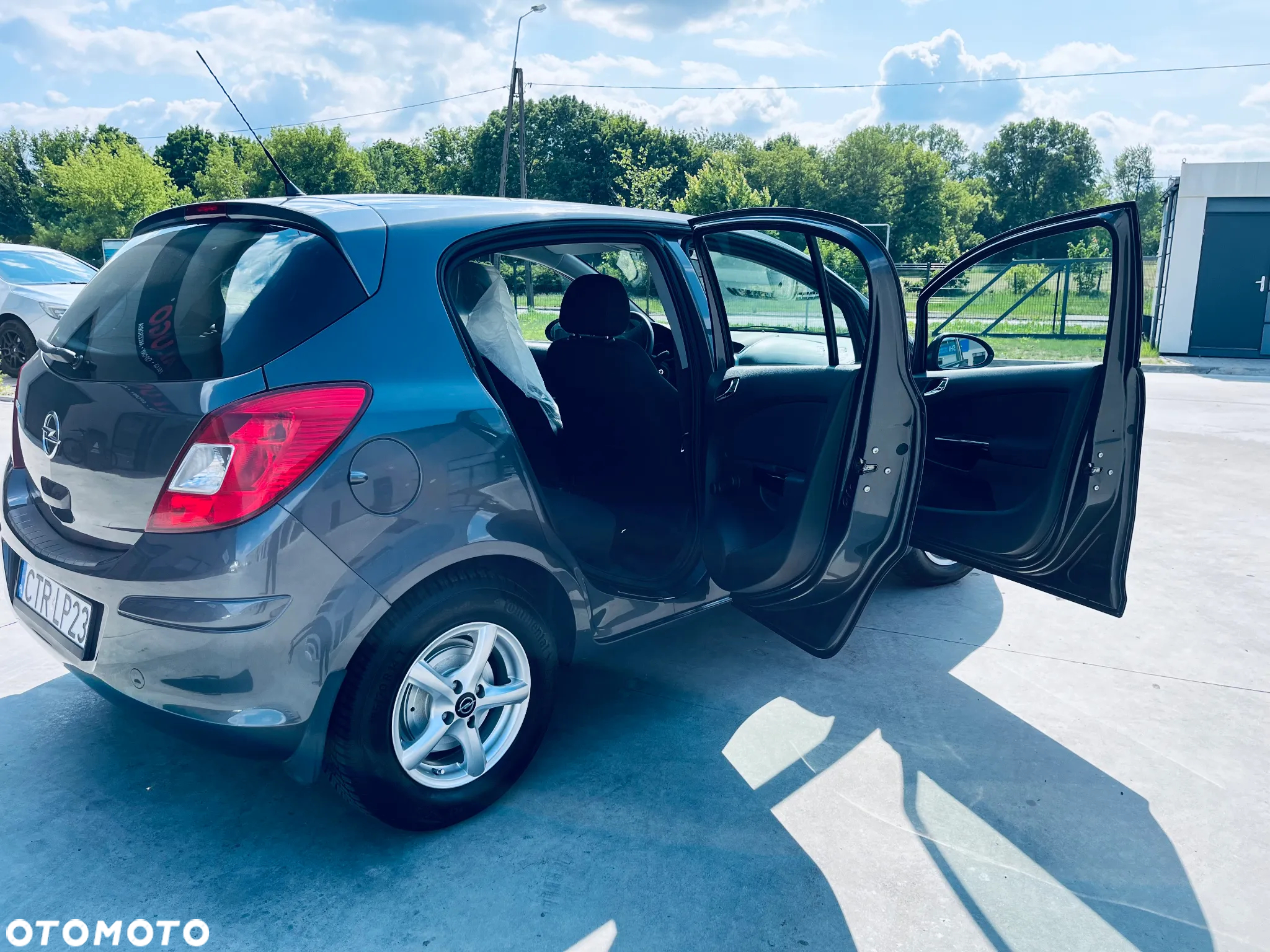 Opel Corsa - 11