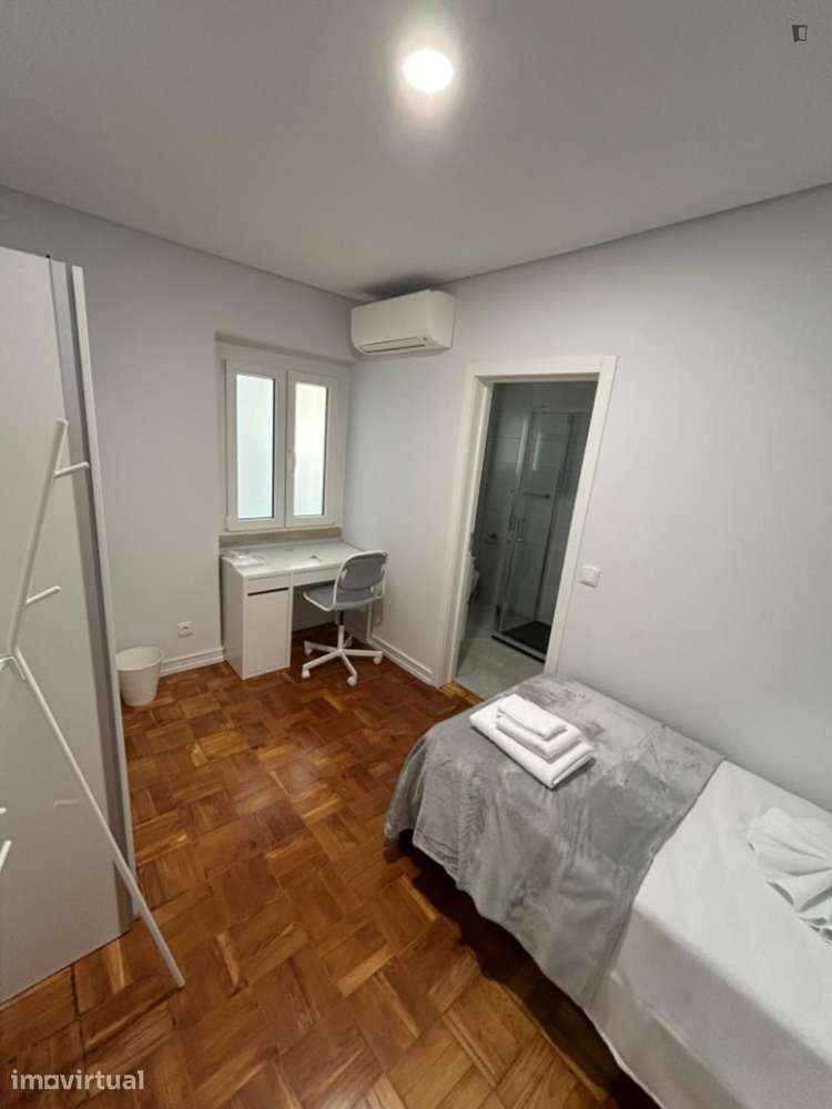 Quarto - localizado em Sete Rios Lisbon - Grande imagem: 2/15