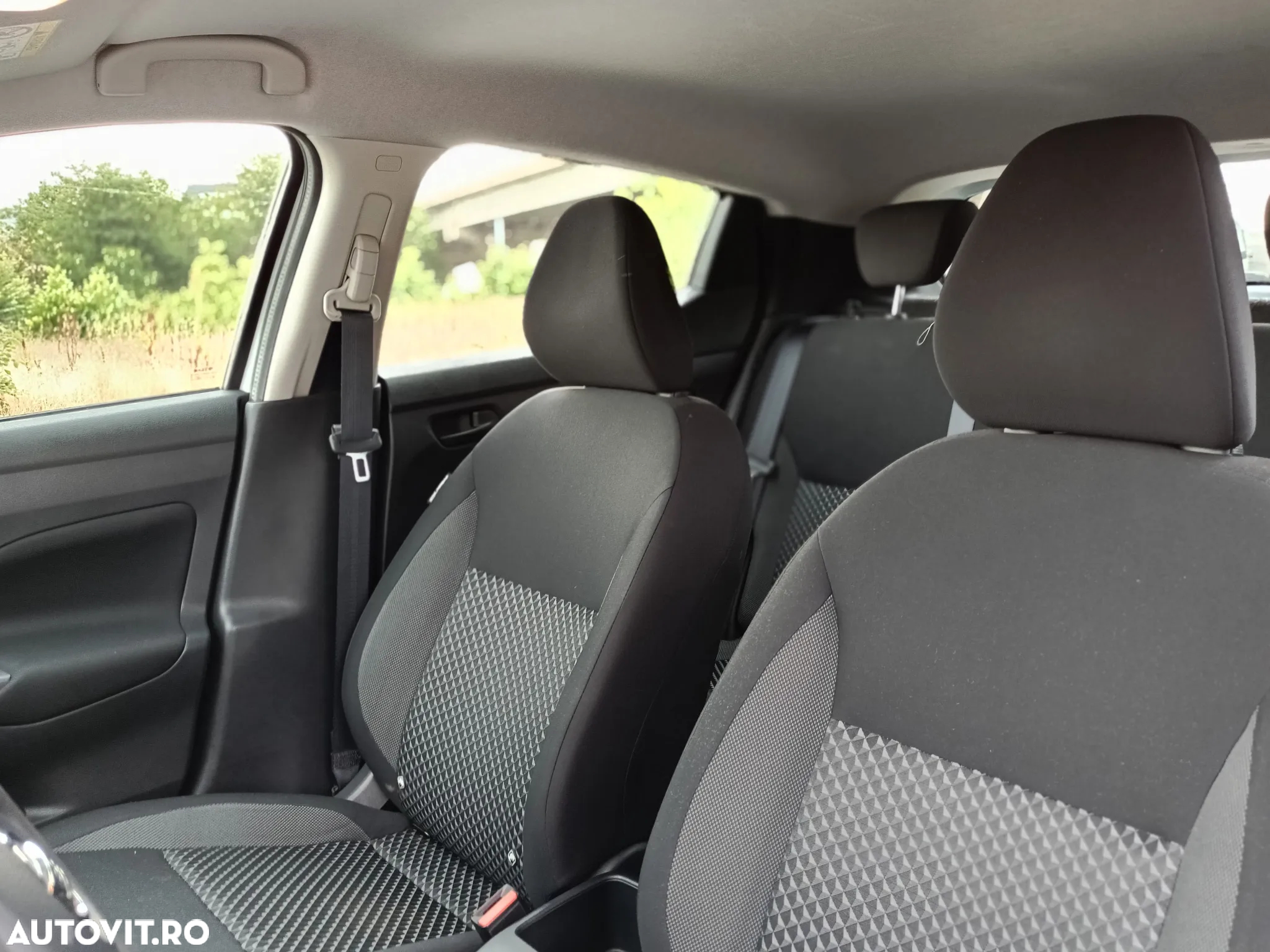 Nissan Micra - 8
