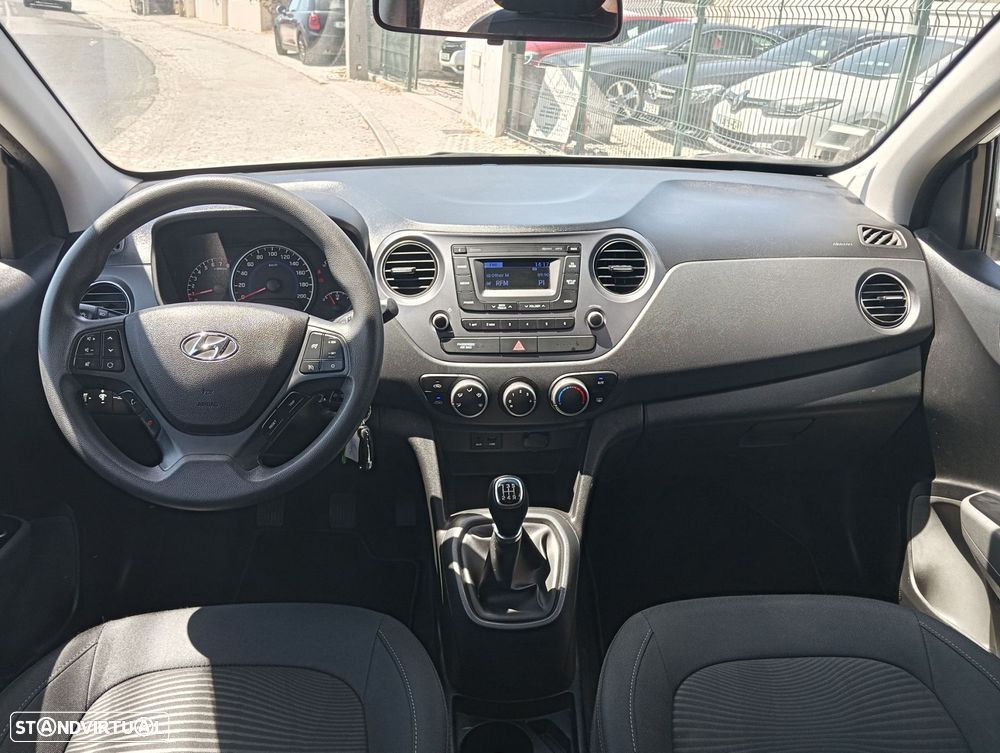 Hyundai i10 1.0 Urban - 12