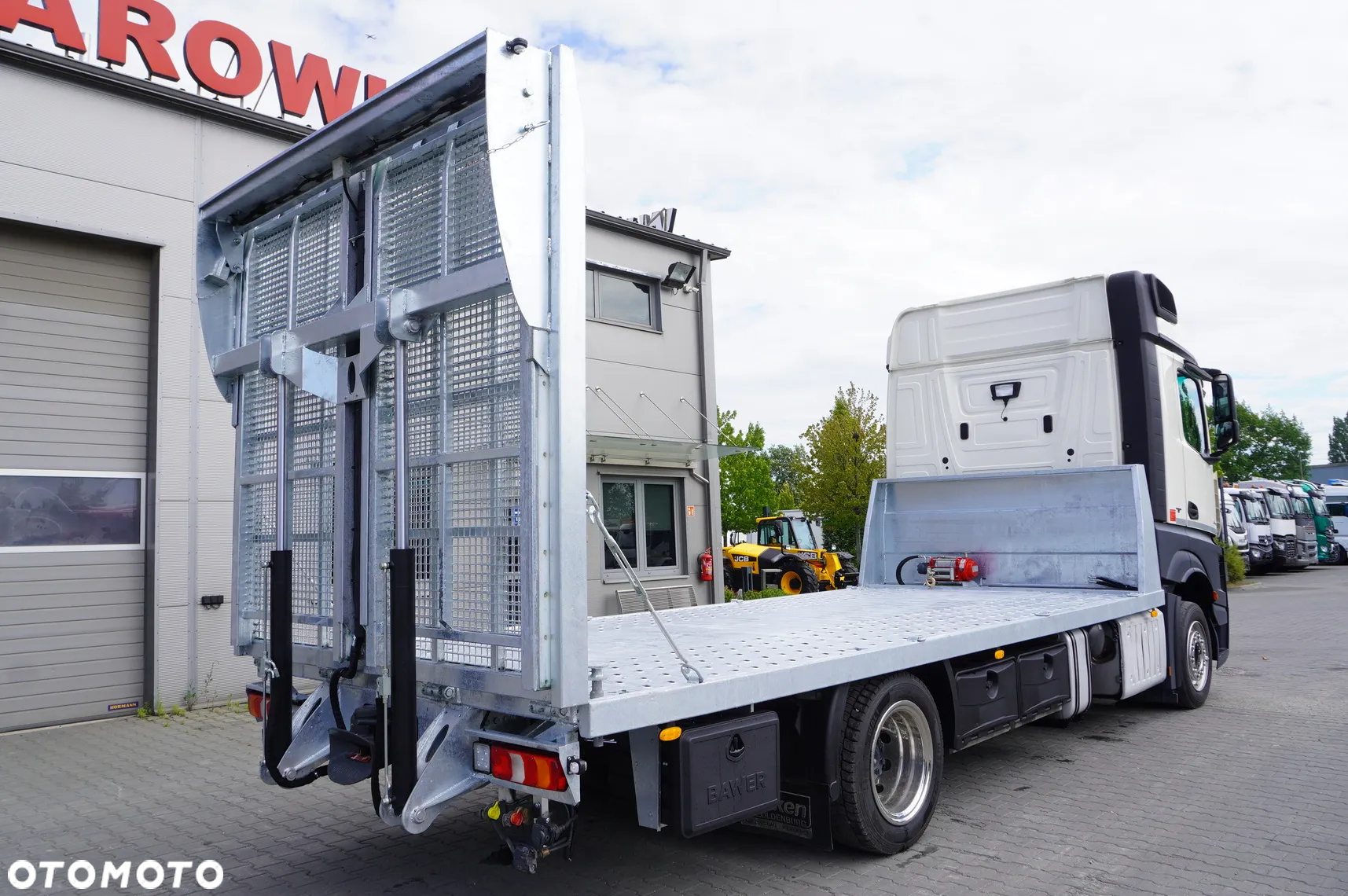 Mercedes-Benz Actros 1845 4×2 E6 / NOWA LAWETA 8,3 m / Kab. sypialna - 16