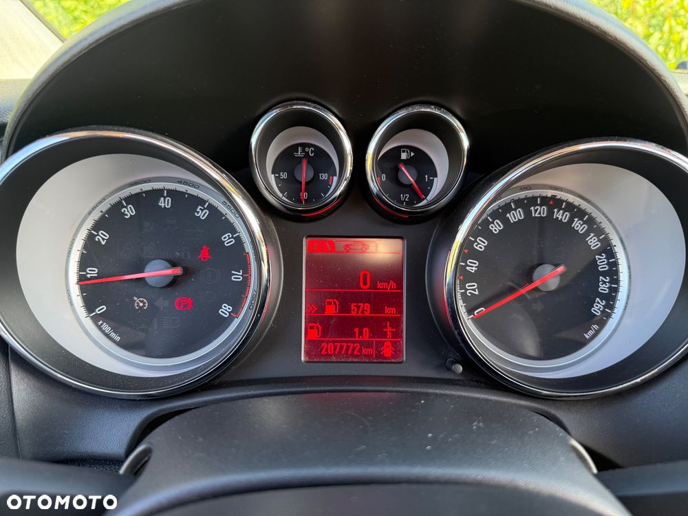 Opel Astra 1.4 Turbo Exklusiv - 17