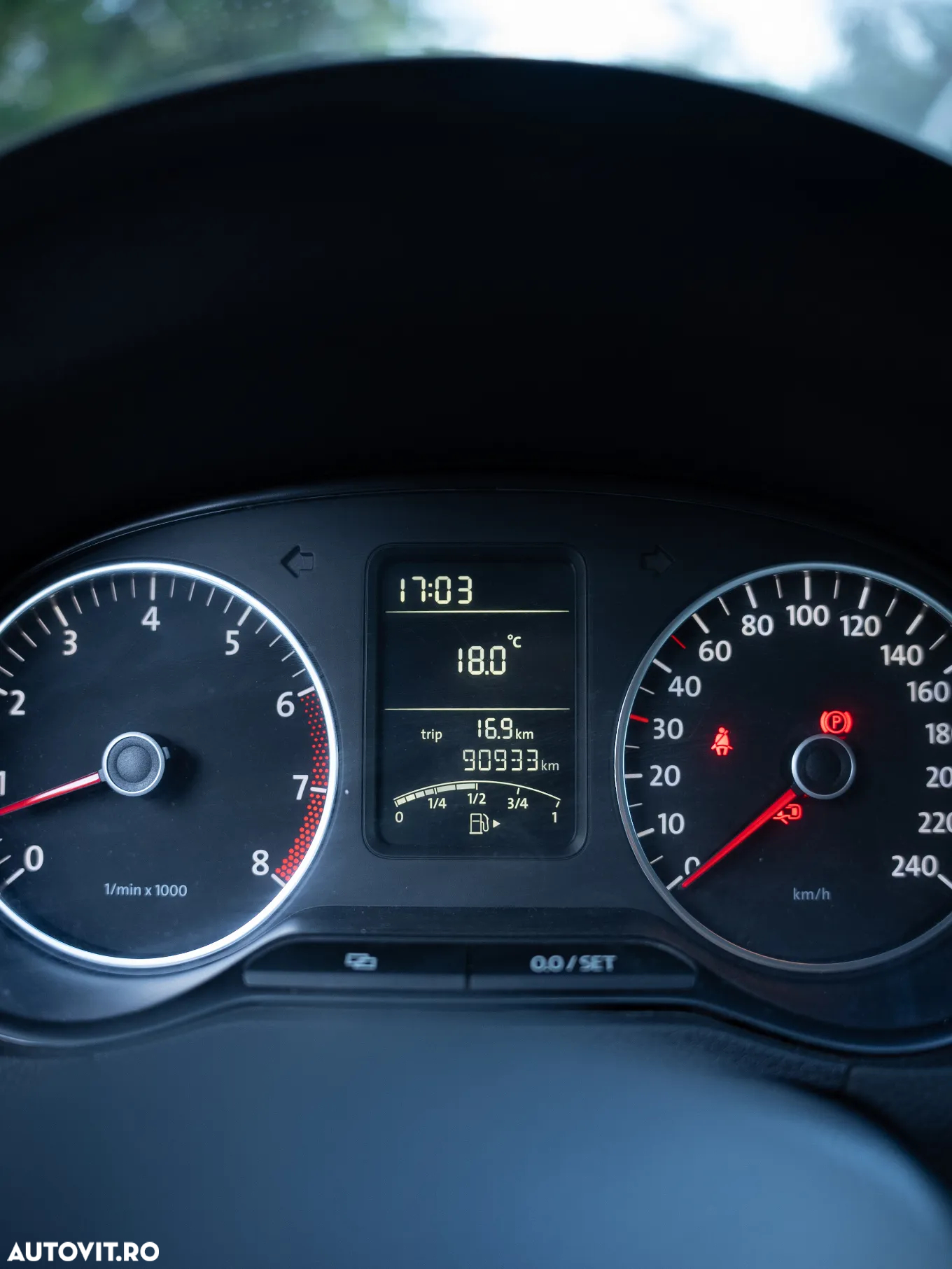 Volkswagen Polo 1.2 TSI Comfortline - 2