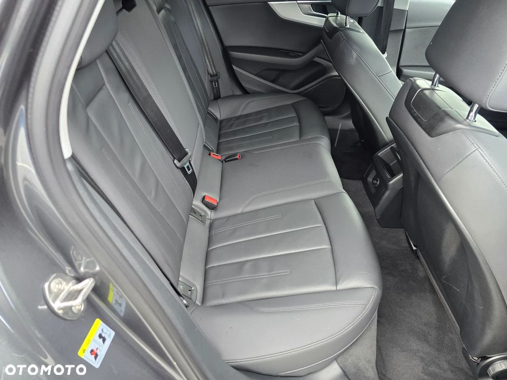 Audi A4 Avant 35 TDI S tronic S line - 31