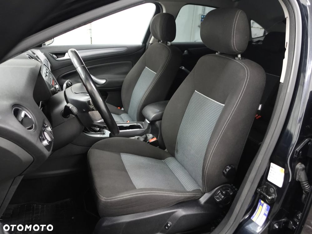 Ford Mondeo 1.6 TDCi Trend - 22