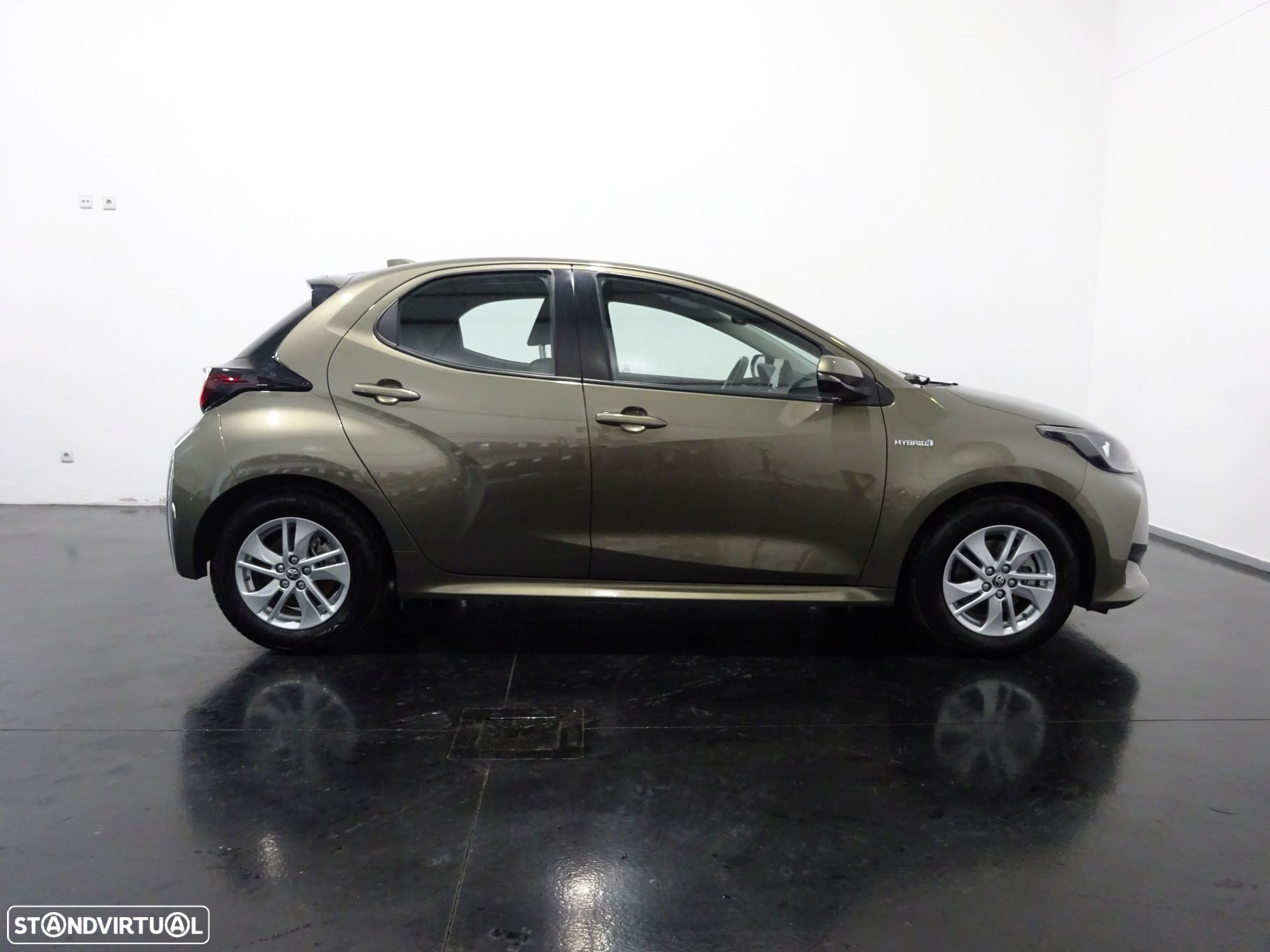 Toyota Yaris 1.5 HDF Comfort Plus - 20