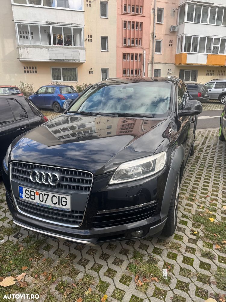 Audi Q7 - 1
