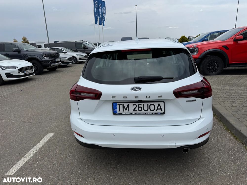 Ford Focus 1.0 EcoBoost MHEV Titanium - 6