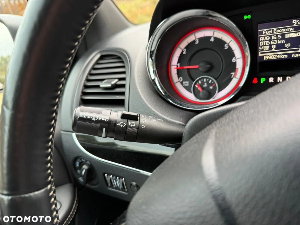 Dodge Grand Caravan 3.6 R/T - 11