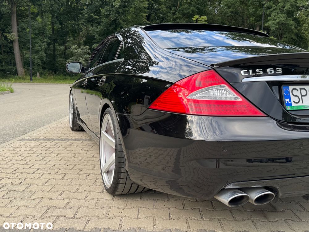 Mercedes-Benz CLS - 4