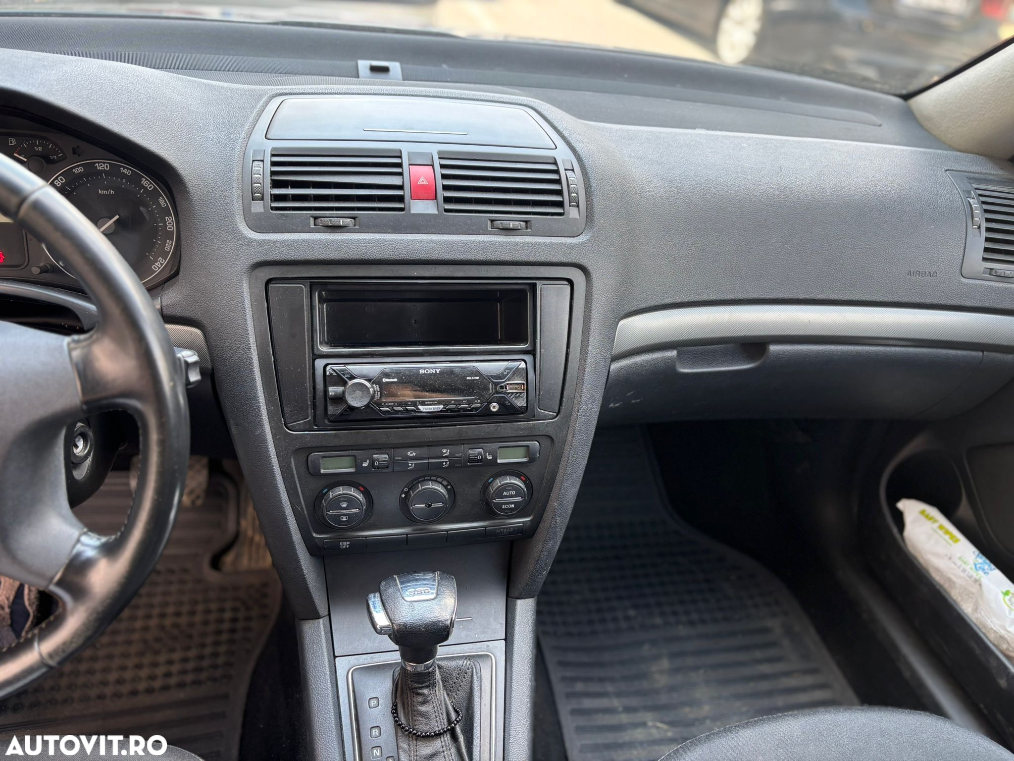 Skoda Octavia 1.9TDI Trend DSG - 4