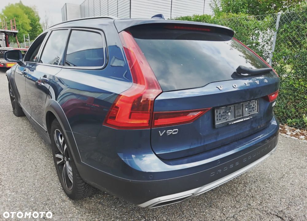 Volvo V90 Cross Country D4 SCR AWD - 5