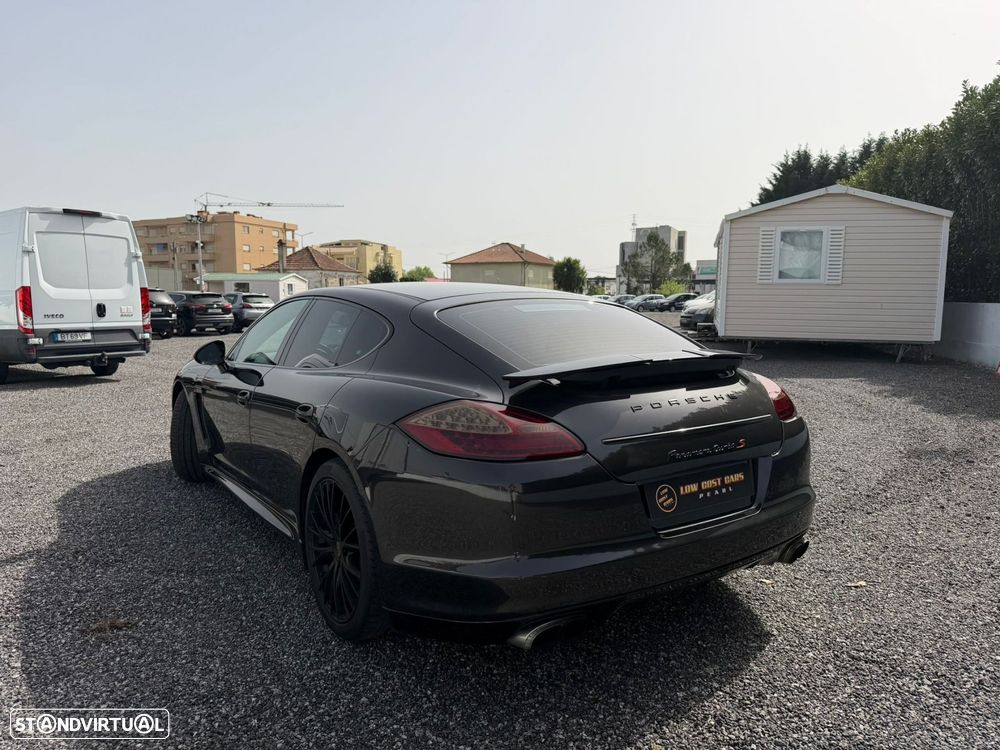 Porsche Panamera Turbo PDK - 5