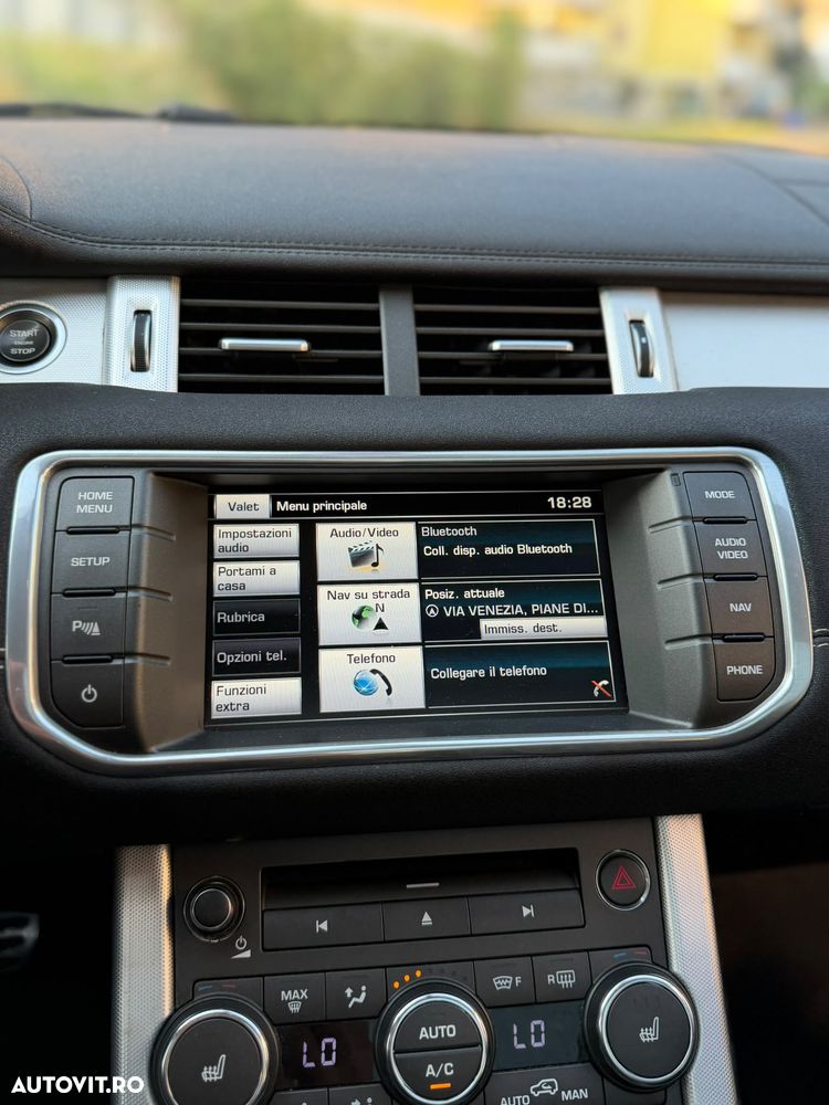 Land Rover Range Rover Evoque - 11