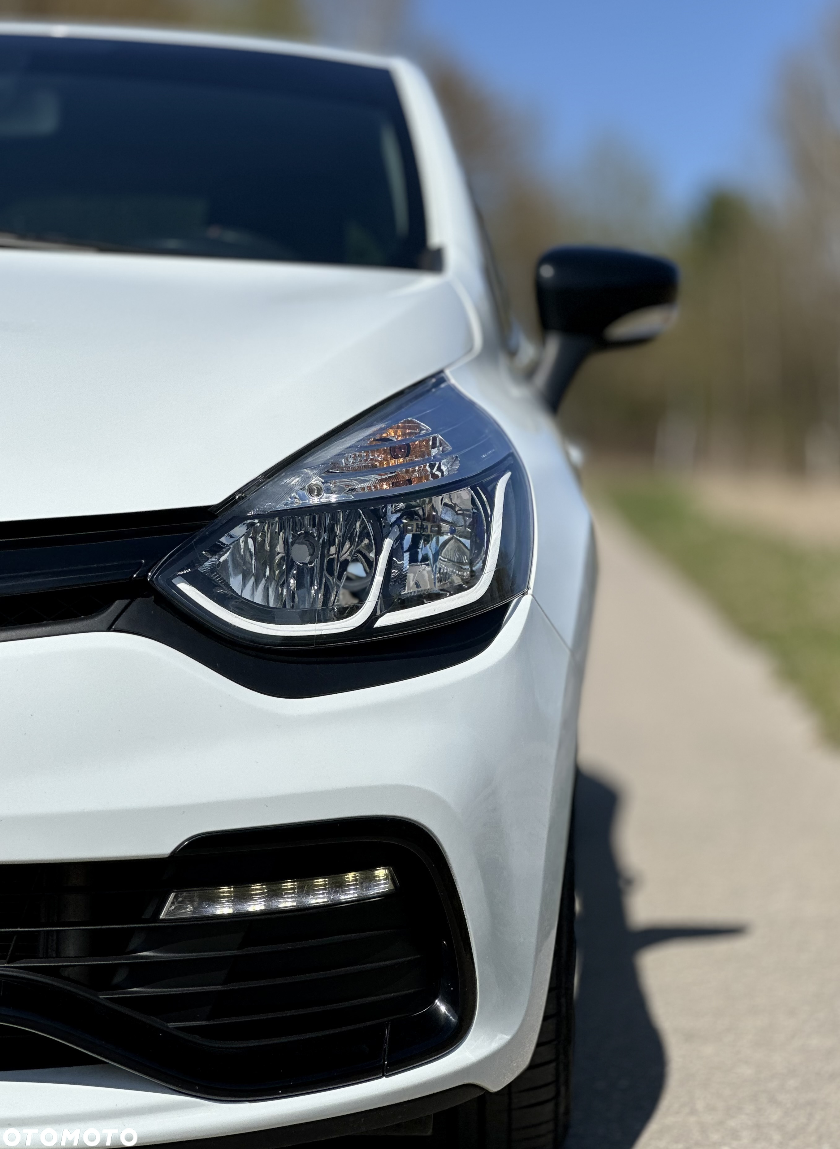 Renault Clio 1.6 R.S.Trophy 220 EDC - 8