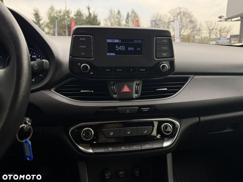 Hyundai i30 1.0 T-GDI Classic + - 22