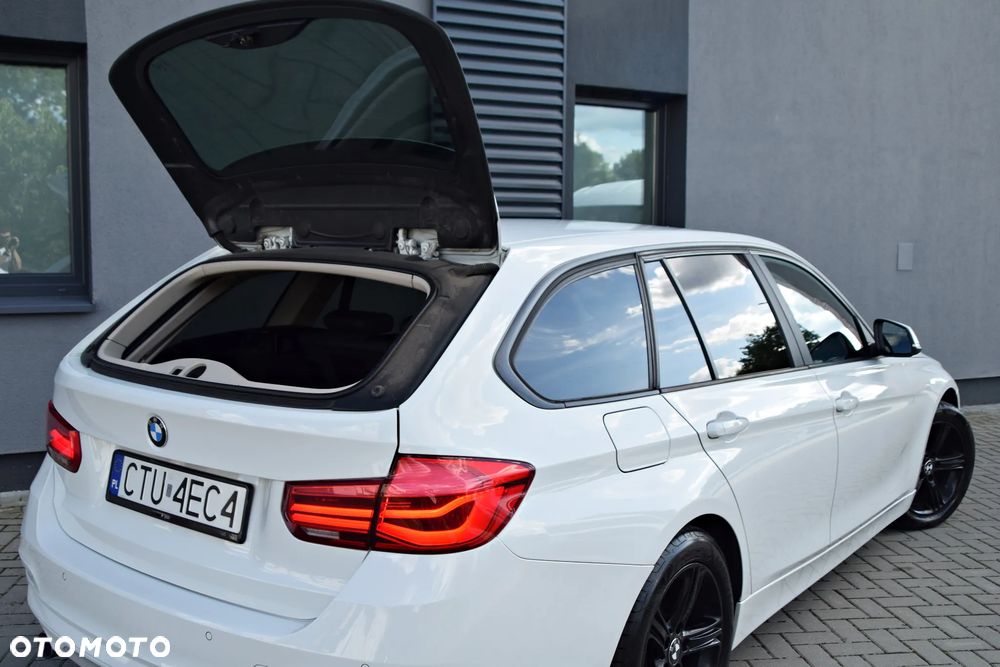 BMW Seria 3 318d - 10
