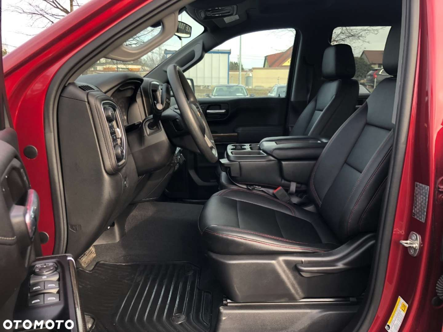 Chevrolet Silverado - 7