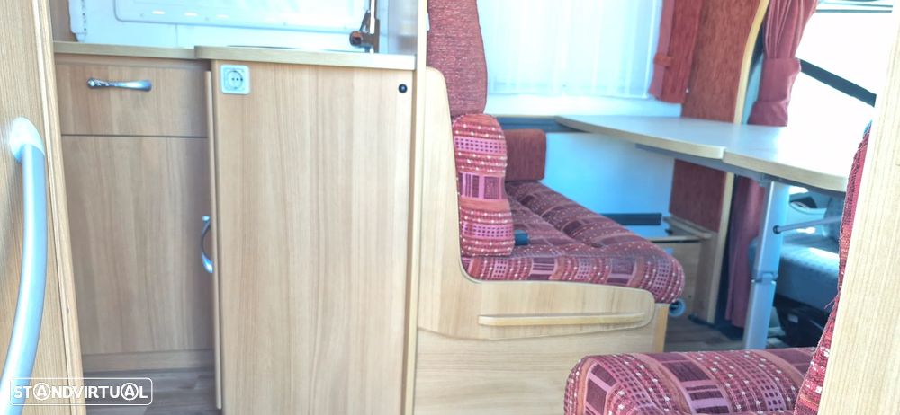 Chausson Trigano FORD TRANSIT 2.4 TDCI - 6 DORMIDAS - 5 LUGARES - 20