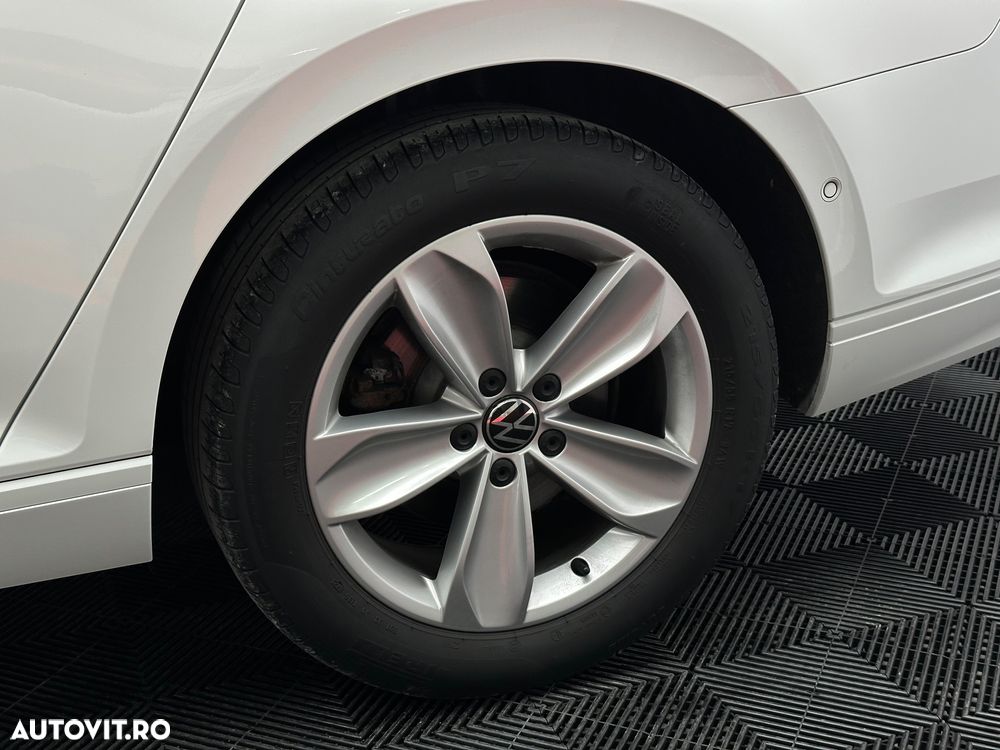 Volkswagen Passat - 40