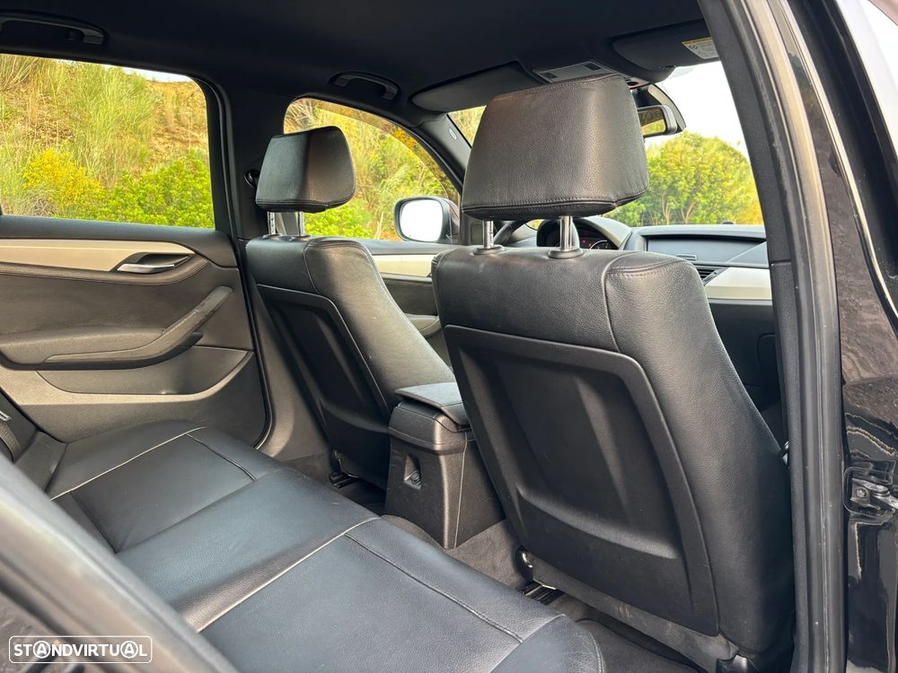 BMW X1 18 d sDrive - 27