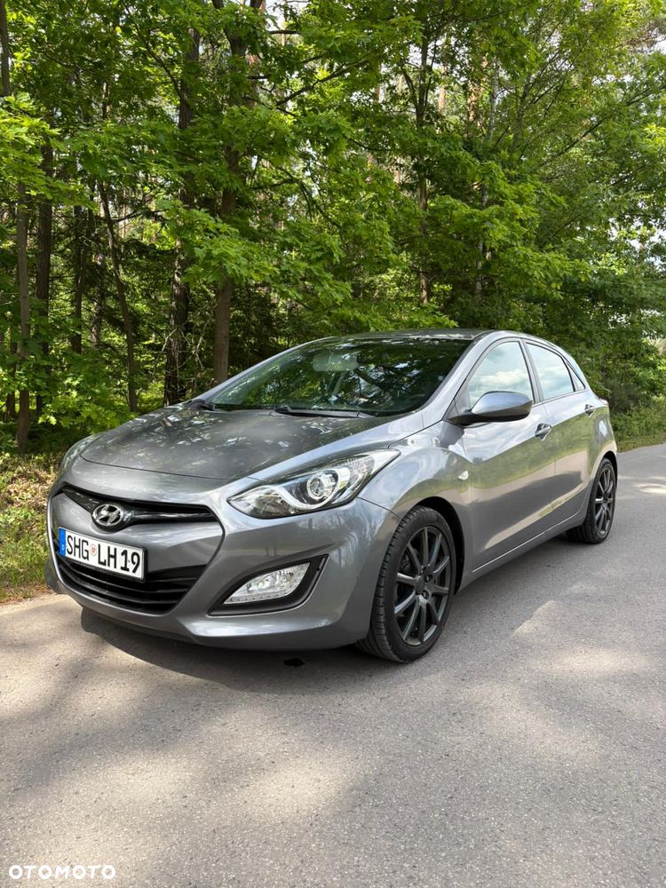 Hyundai i30 1.4 CRDi Intro Edition - 1