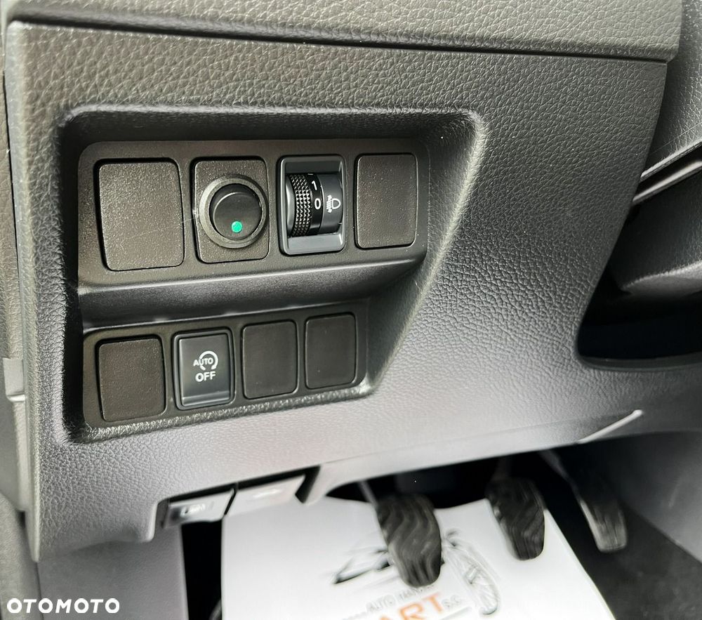 Nissan Qashqai - 30